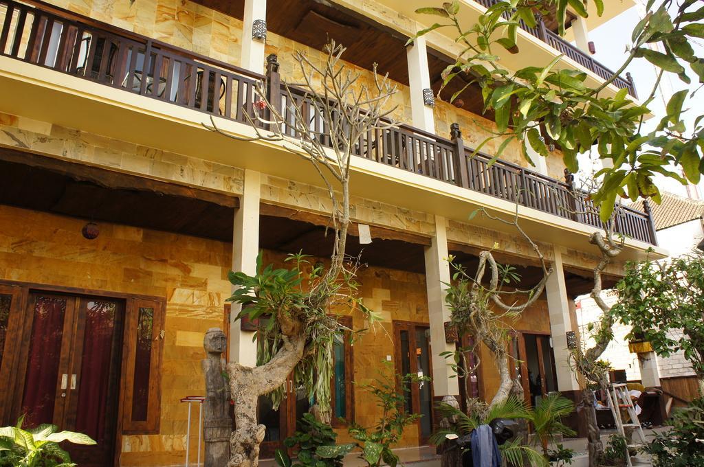 Kubu B'dauh Homestay Legian  Luaran gambar